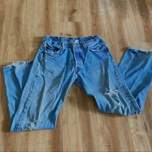 Distressed Levi 501